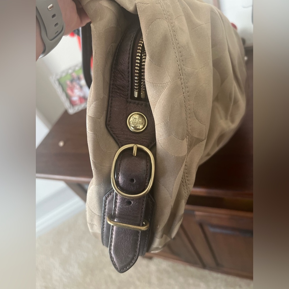 Coach Handbag - Picture 4 of 4